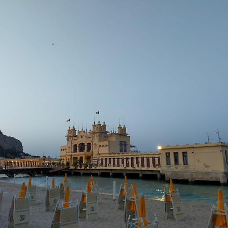 La Casetta Del Viale 13 Palermo Exteriör bild